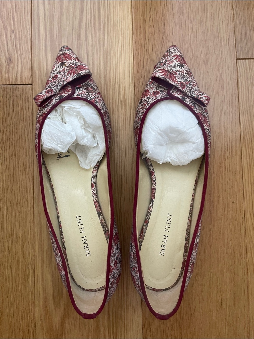 Sarah Flint Burgundy Floral Pointed Ballet Flats Sz 40.5